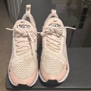 Nike Air Max Beige Sneakers